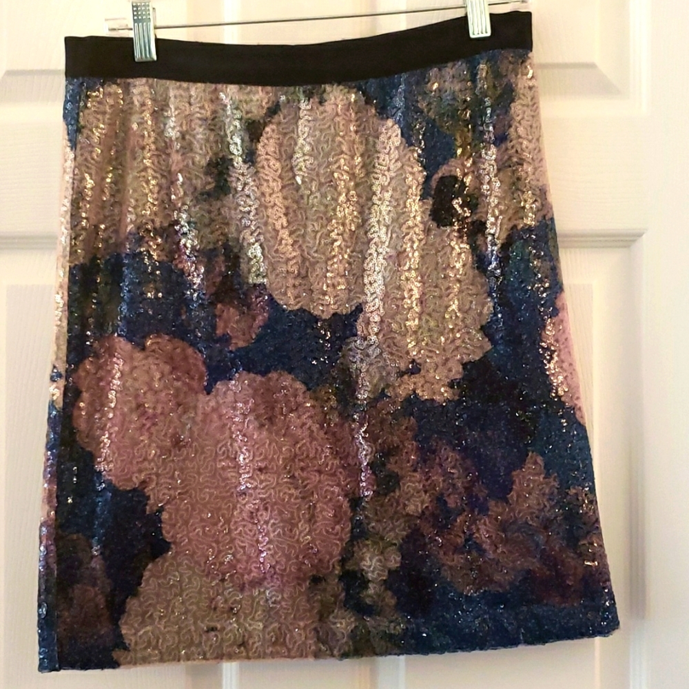 Flat sequin skirt